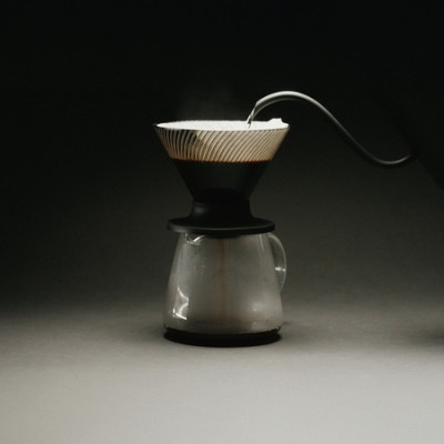 Hario - tritanowy drip NEO V60-02 - czarny - zdjęcie 3