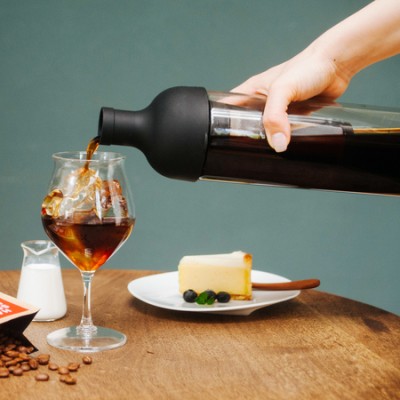 Hario Filter-In Coffee Bottle - Butelka do Cold Brew - czarna - zdjęcie 3