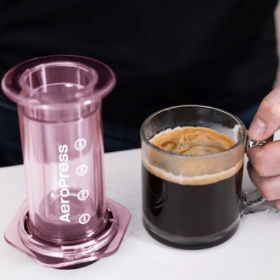 AeroPress Clear Pink - Zaparzacz do kawy różowy - zdjęcie 2